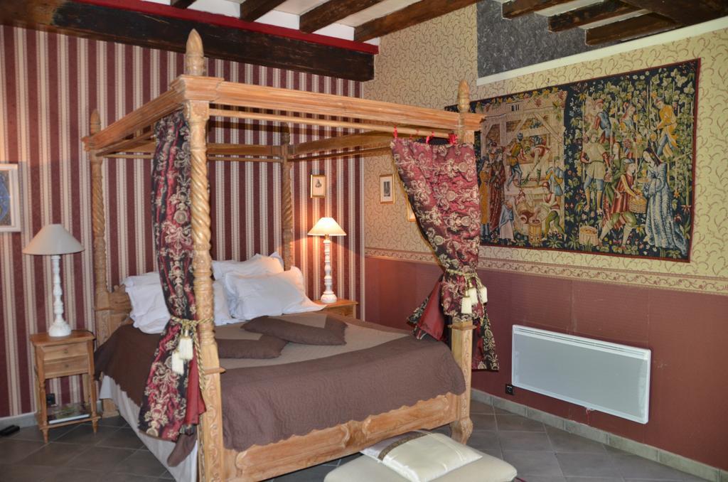La Tour Du Lion Bed & Breakfast 2*
