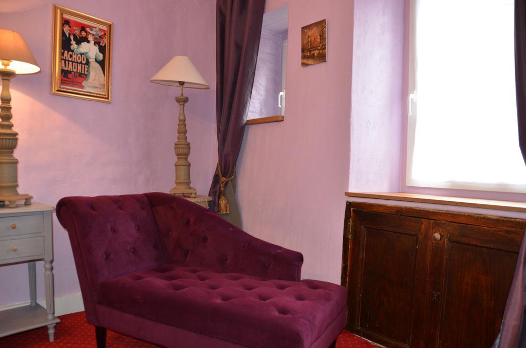 La Tour Du Lion Bed & Breakfast