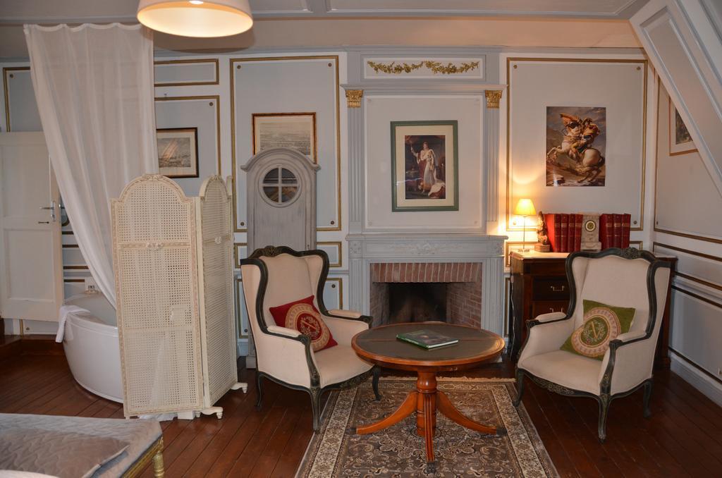La Tour Du Lion Bed & Breakfast